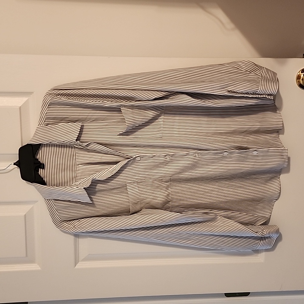 Ann Taylor button up, sz XL, navy, white stripes
